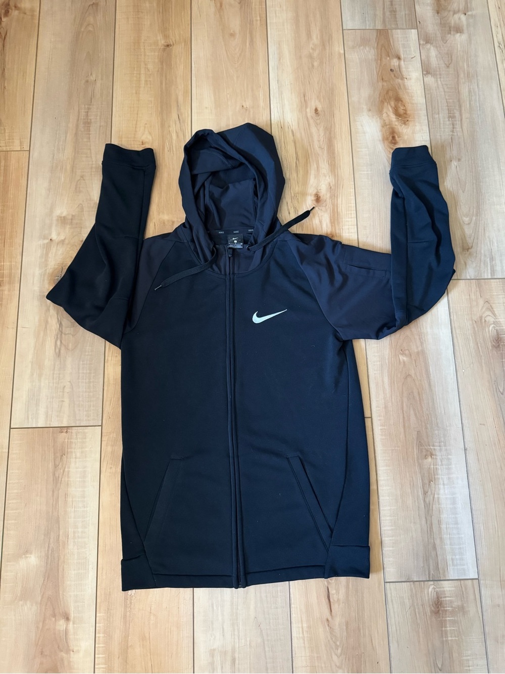 Nike Black Full-Zip Hooded Jacket Men’s Small
